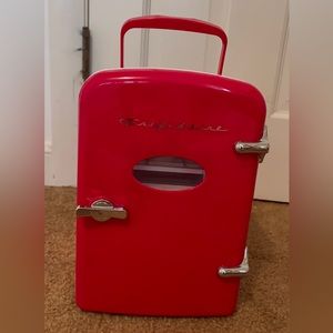 Frigidaire mini skin care fridge